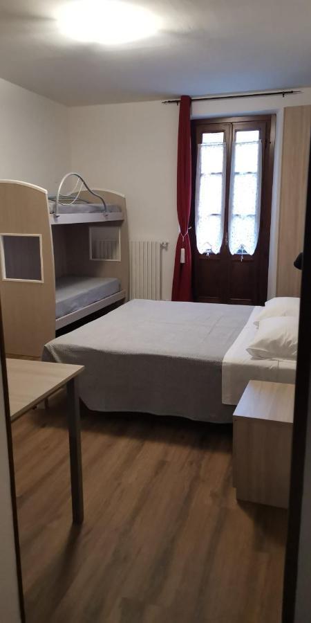 B&B Del Corso Castano Primo Εξωτερικό φωτογραφία