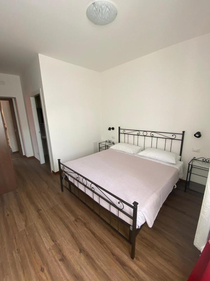 B&B Del Corso Castano Primo Εξωτερικό φωτογραφία