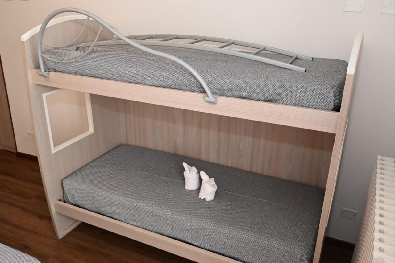 B&B Del Corso Castano Primo Εξωτερικό φωτογραφία